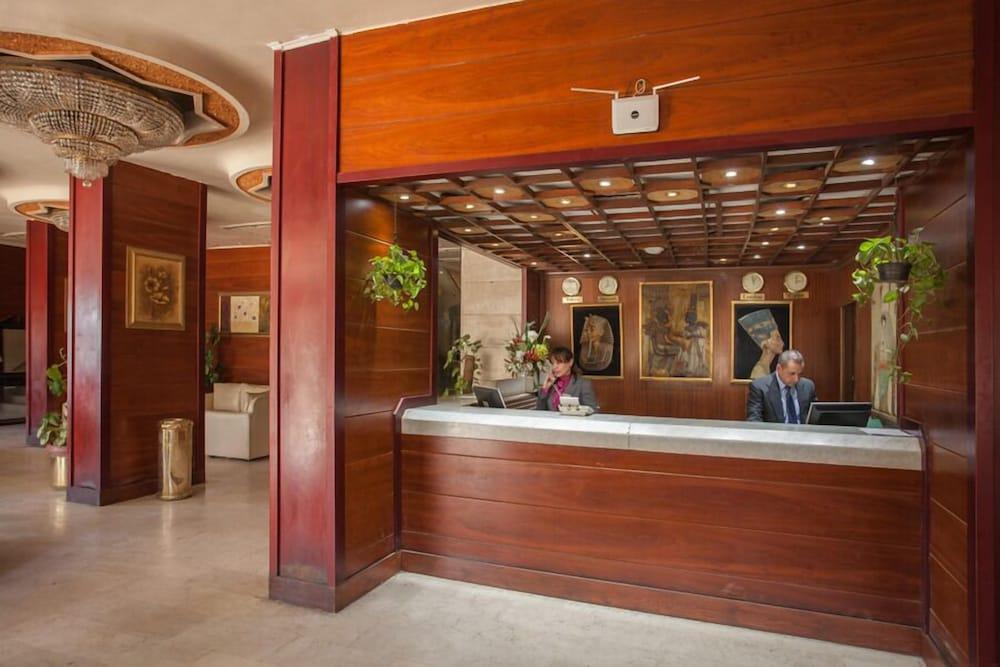 Pyramids Plaza Hotel Giza İç mekan fotoğraf