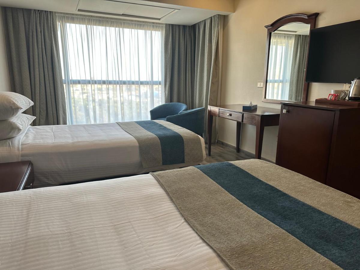 Pyramids Plaza Hotel Giza Dış mekan fotoğraf
