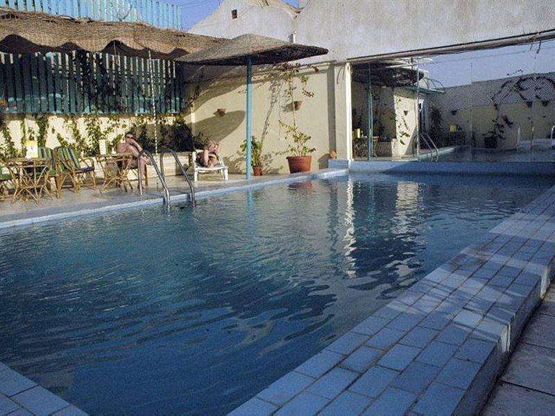 Pyramids Plaza Hotel Giza Dış mekan fotoğraf