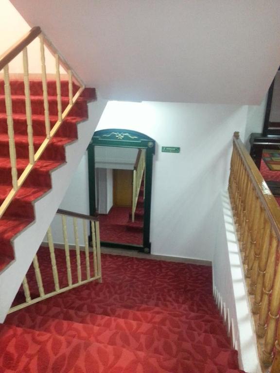Pyramids Plaza Hotel Giza Dış mekan fotoğraf