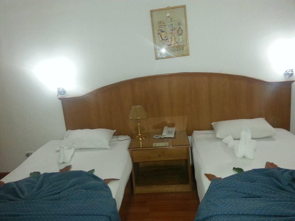 Pyramids Plaza Hotel Giza Dış mekan fotoğraf